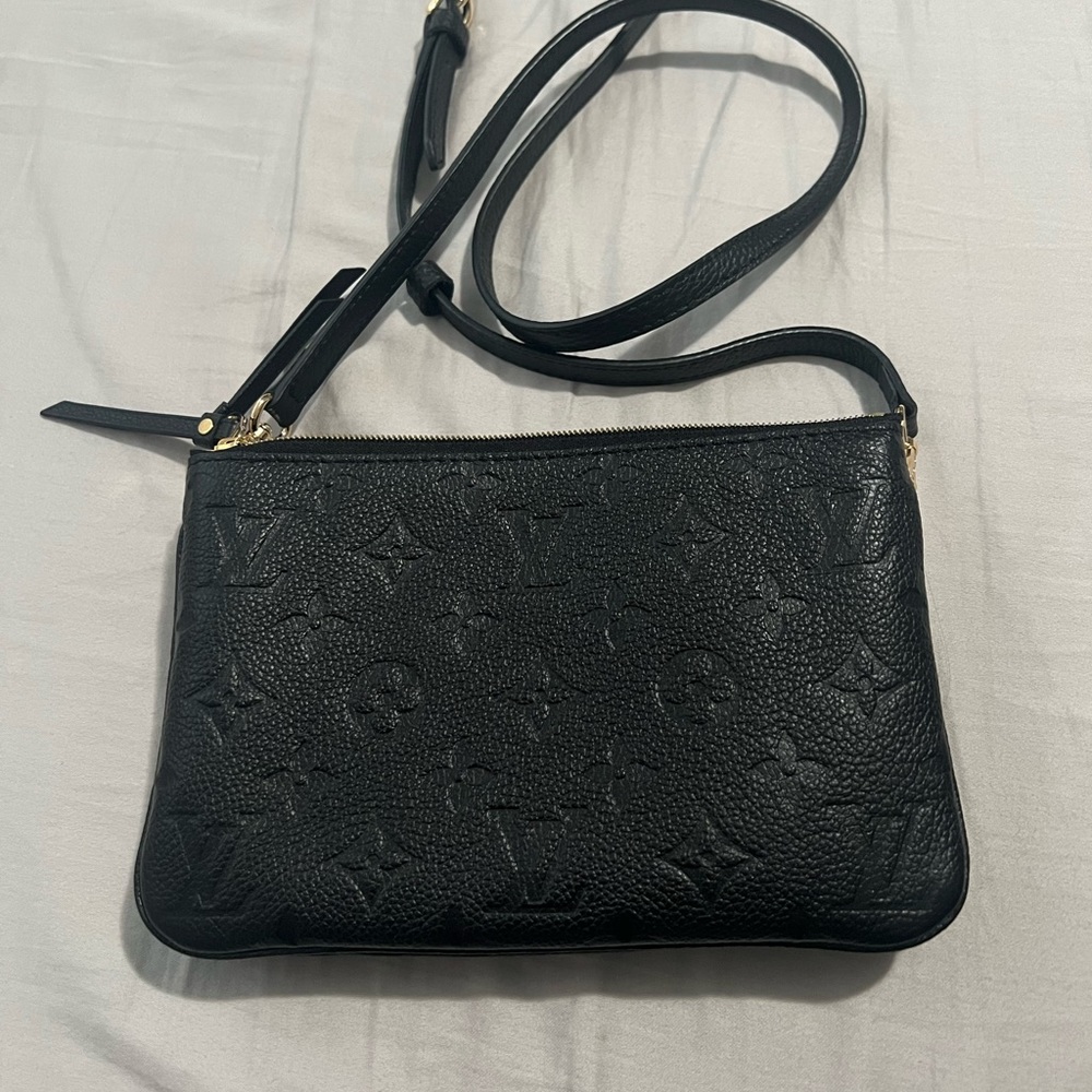 Louis Vuitton Double Zip Pochette